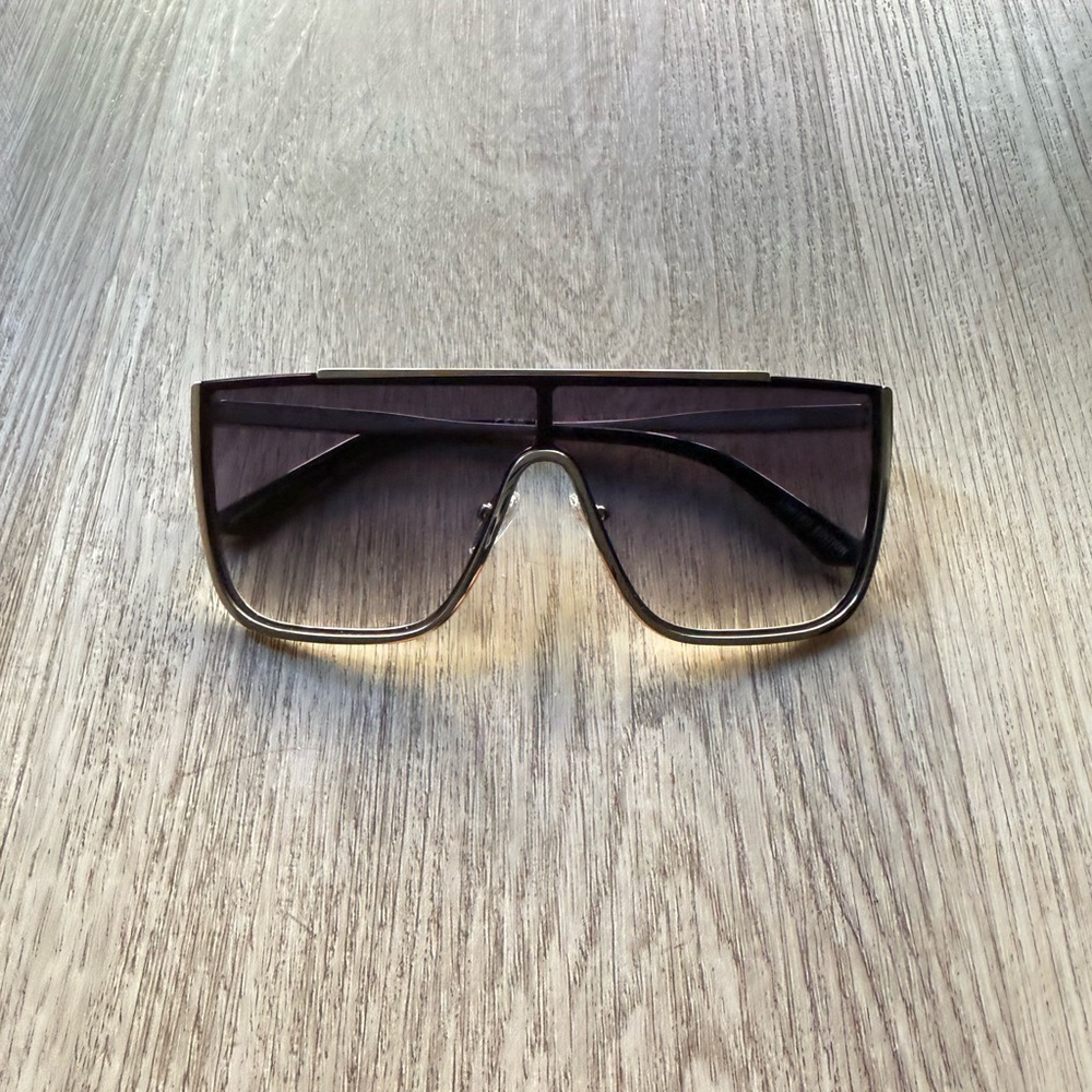 quay australia nightfall chrome silver black oversized shield sunglasses eyewear